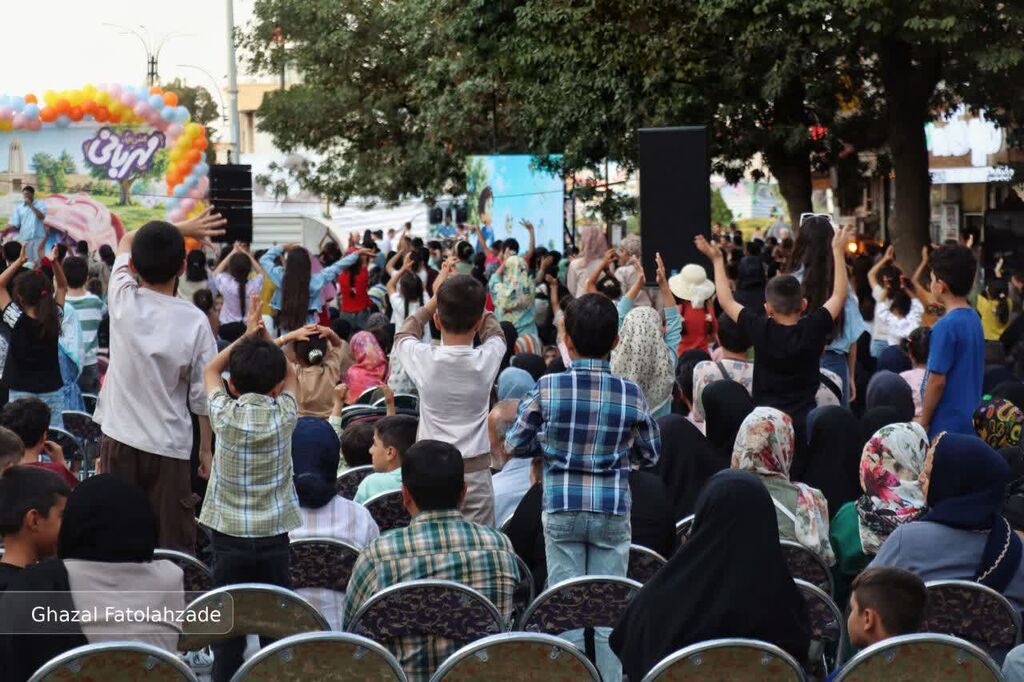 کانون پرورش فکری همدان همراه در اجرای "جشن بزرگ مهربانی"