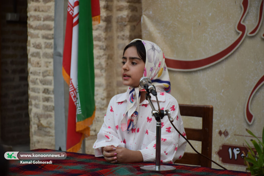 برگزاری نشست «گلستان‌خوانی» کانون پرورش فکری لرستان در خرم آباد