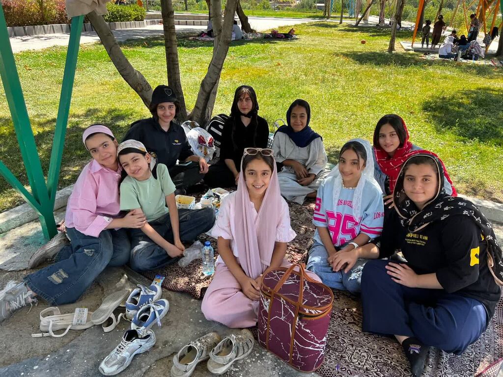 برگزاری اردوی فرهنگیآموزشی اعضای دختر کانون سنقر در سراب این شهرستان