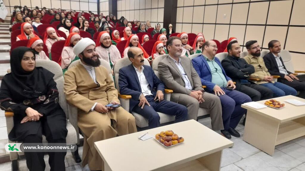 آیین تجلیل از برگزیدگان سومین جشنواره سرود آفرینش در کانون استان مرکزی