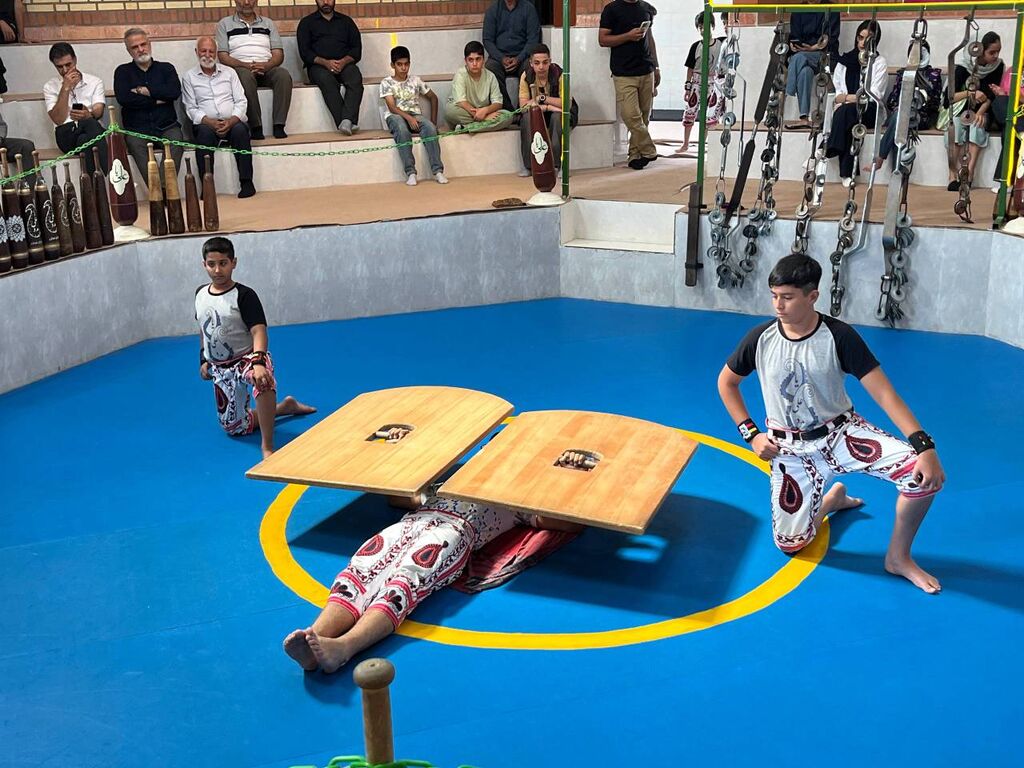 طنین حماسه‌ی فردوسی در گود زورخانه‌ی گرمسار