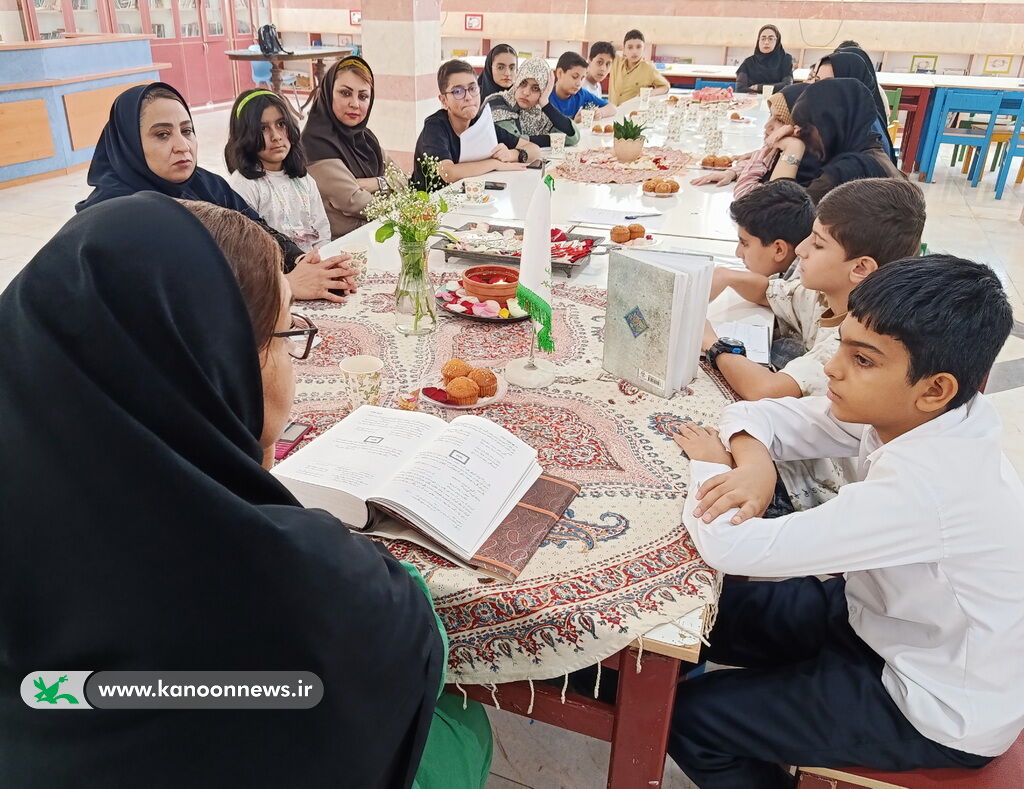 نشستهای ادبی و گلستانخوانی در مراکز کانون استان بوشهر