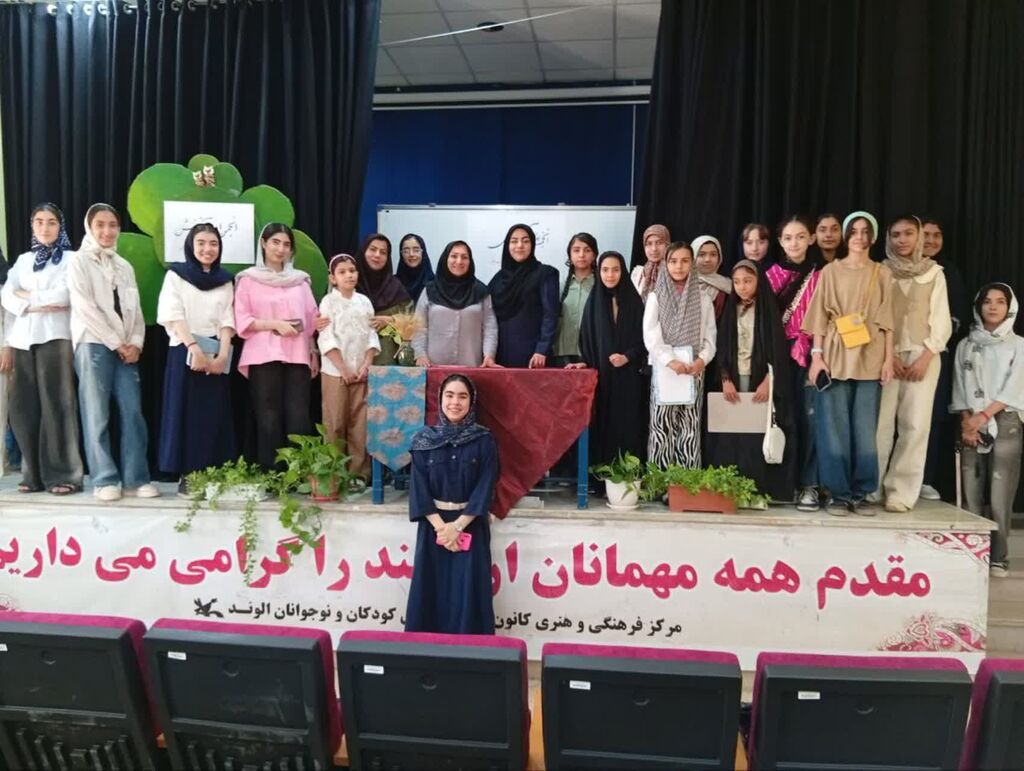 رونق دوباره انجمن های ادبی شعر و داستان در مراکز فرهنگی‌هنری کانون استان قزوین