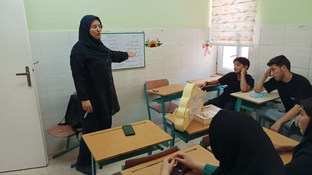 رونق دوباره انجمن های ادبی شعر و داستان در مراکز فرهنگی‌هنری کانون استان قزوین