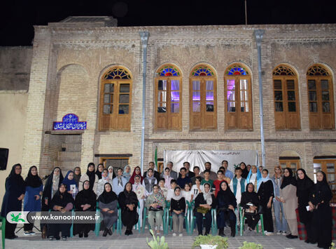 نشست «گلستان‌خوانی» کانون پرورش فکری لرستان