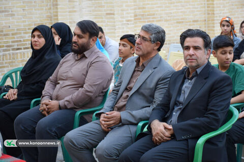 نشست «گلستان‌خوانی» کانون پرورش فکری لرستان