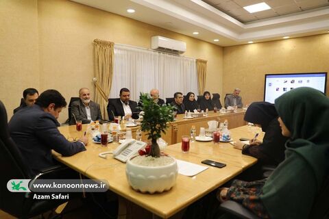 دیدار مدیرعامل و شماری از  مسئولان کانون با معاون رئیس‌جمهور در امور توسعه روستایی و مناطق محروم کشور