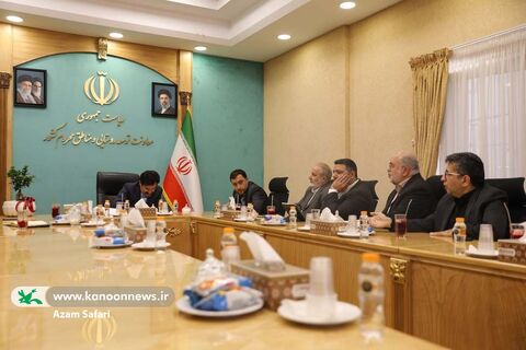 دیدار مدیرعامل و شماری از  مسئولان کانون با معاون رئیس‌جمهور در امور توسعه روستایی و مناطق محروم کشور