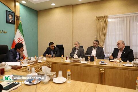 دیدار مدیرعامل و شماری از  مسئولان کانون با معاون رئیس‌جمهور در امور توسعه روستایی و مناطق محروم کشور