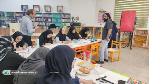 دوره تخصصی آموزش نقاشی‌خط برای مربیان و علاقه‌مندان کانون قم برگزار شد