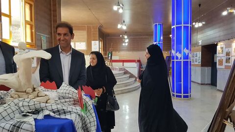 کرمانشاه.  نمایشگاه هفته دفاع مقدس