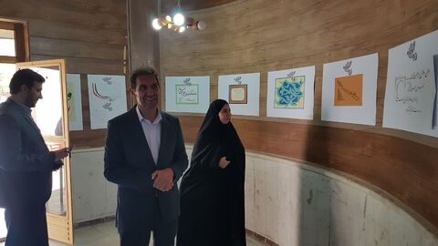 کرمانشاه.  نمایشگاه هفته دفاع مقدس