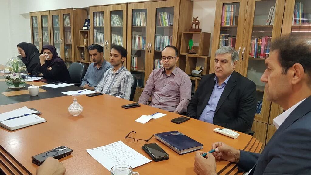سیزدهمین نشست تلفیقی شورای معاونان و فرهنگی کانون کرمانشاه برگزار شد