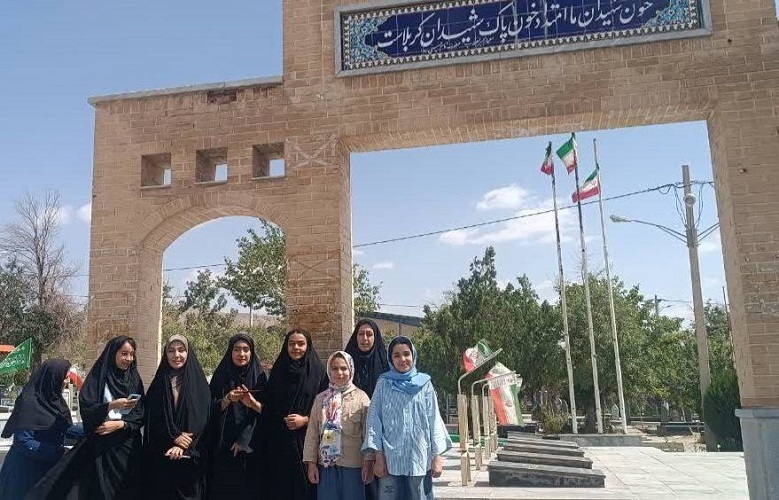 تجدید میثاق نوجوانان دارانی با شهدا  در هفته دفاع مقدس