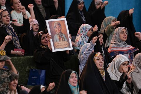 فصل چهارم «محفل ستاره‌ها»