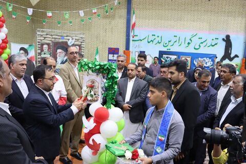 مدیر عامل در آیین سال تحصیلی جدید در سیستان