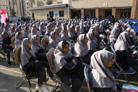 حضور سرپرست کانون گیلان در آیین نواختن زنگ مهر و مقاومت در رشت