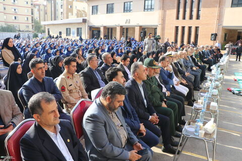 حضور سرپرست کانون گیلان در آیین نواختن زنگ مهر و مقاومت در رشت