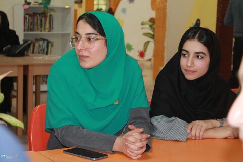 نشست مدیرکل کانون خوزستان با شورای نوجوان کانون باغملک