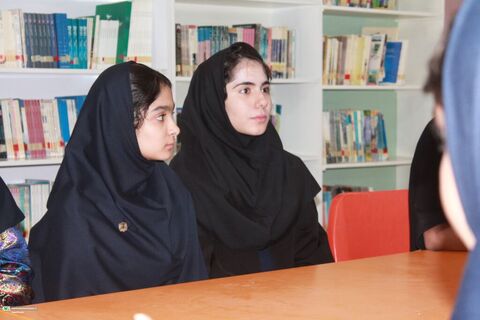 نشست مدیرکل کانون خوزستان با شورای نوجوان کانون باغملک