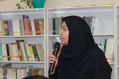 نشست مدیرکل کانون خوزستان با شورای نوجوان کانون باغملک