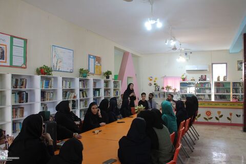 نشست مدیرکل کانون خوزستان با شورای نوجوان کانون باغملک