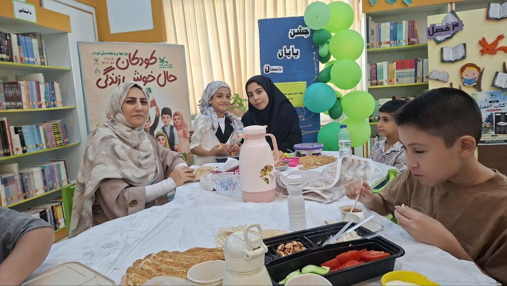 آخرین صبحانه تابستان با طعم خانواده در مرکز ۲ قرچک