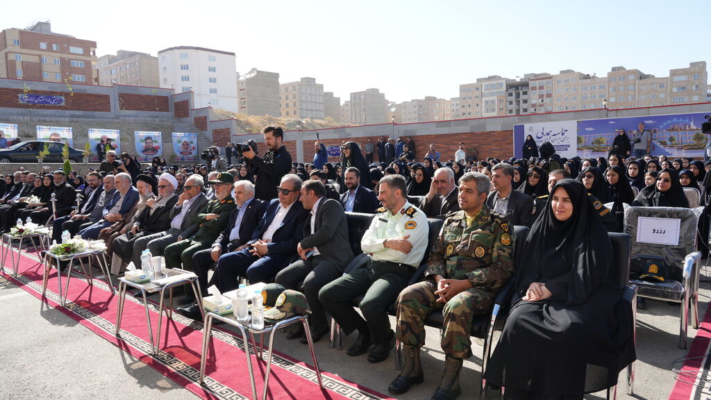 حضور مدیرکل کانون پرورش فکری در آیین استانی آغاز سال تحصیلی