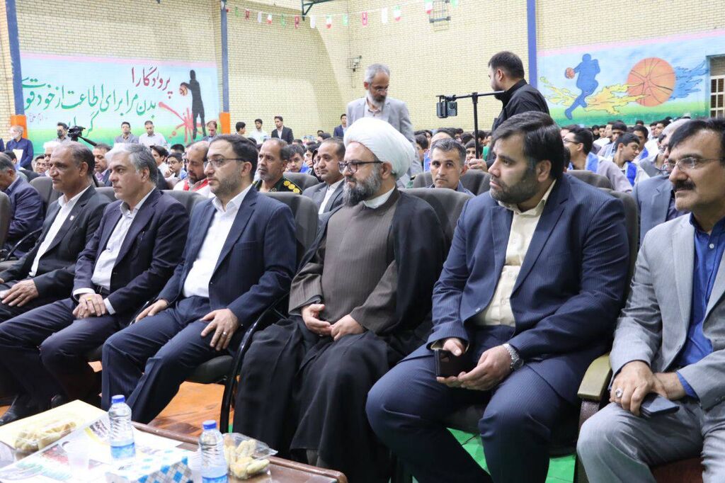 نواخته شدن زنگ مهر و مقاومت در سیستان و بلوچستان با حضور نماینده وزیر آموزش و پرورش