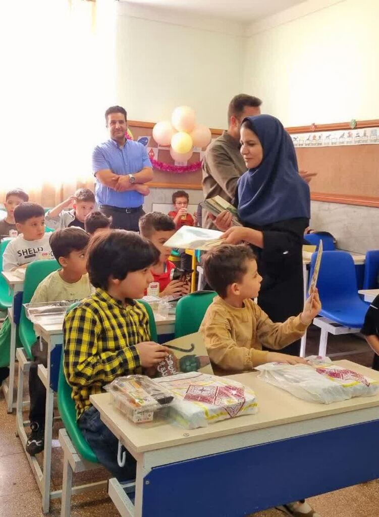 مربیان مرکز شماره ۴ کانون کرمانشاه، روزی به‌یادماندنی برای کلاس اولی‌ها رقم زدند