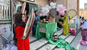کانون ثلاث باباجانی با جشن آغاز سال تحصیلی مدرسه مولوی تازه‌آباد را همراهی کرد
