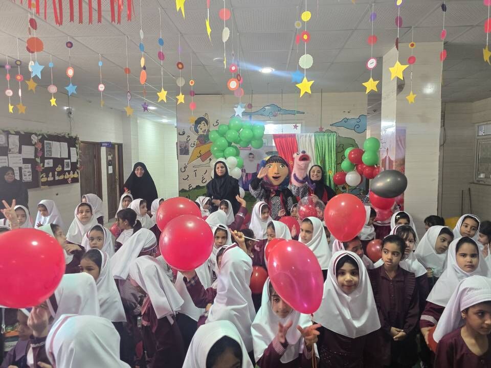 قصه و بازی، استقبال مراکز کانون هرمزگان از کلاس‌اولی‌ها در جشن شکوفه‌ها