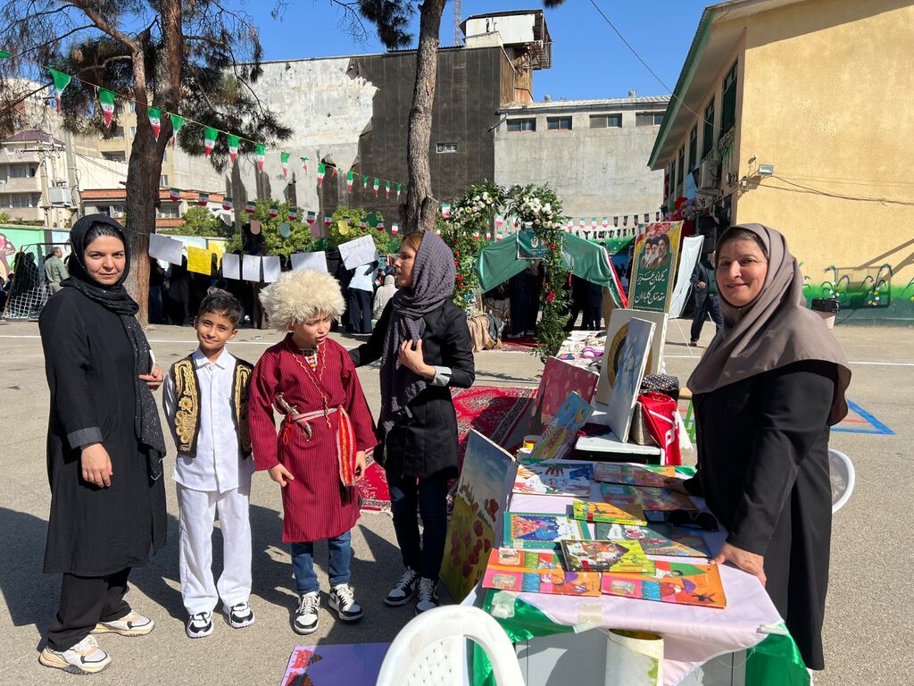 مراکز کانون گلستان به استقبال «آیین مهر» رفتند