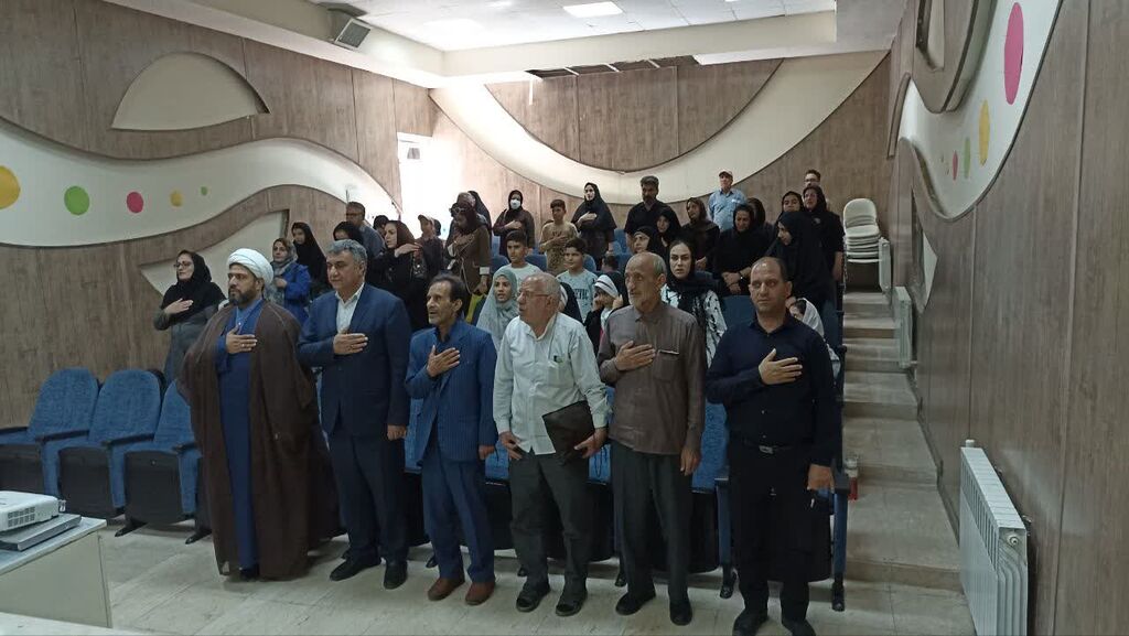 تجلیل از برگزیدگان مسابقات «بوی عطر خدا» در مرکز شماره ۱ کانون اسلام‌آباد غرب