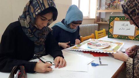 تجلی هویت ایرانی در دستان اعضای نوجوان کانون پرورش فکری آذربایجان‌غربی