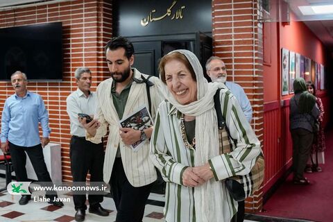 ژاله آموزگار و مهرک علی صابونچی در  اجرای نمایش «بستور سپهسالار کوچک»