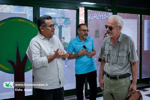 عباس جهانگیریان و سعید زین العابدینی در  اجرای نمایش «بستور سپهسالار کوچک»