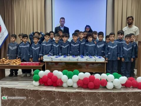 جشن ملی استقبال از مدرسه در مراکز فرهنگی‌هنری و کتابخانه‌های سیار کانون استان زنجان برگزار شد