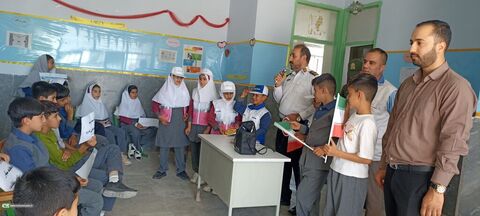 جشن ملی استقبال از مدرسه در مراکز فرهنگی‌هنری و کتابخانه‌های سیار کانون استان زنجان برگزار شد