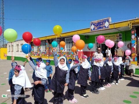 جشن ملی استقبال از مدرسه در مراکز فرهنگی‌هنری و کتابخانه‌های سیار کانون استان زنجان برگزار شد