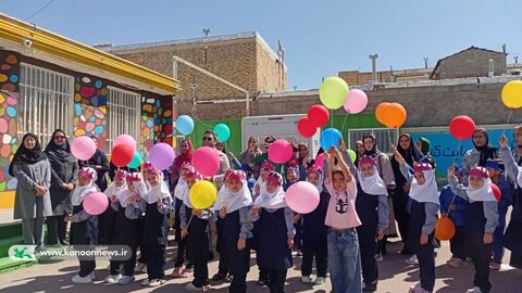 جشن ملی استقبال از مدرسه در مراکز فرهنگی‌هنری و کتابخانه‌های سیار کانون استان زنجان برگزار شد