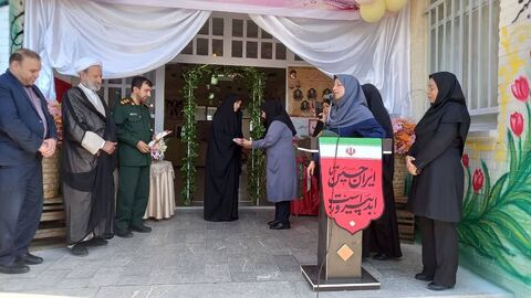 حال‌وهوای دفاع مقدس و بازگشایی مدارس در مراکز کانون استان اصفهان