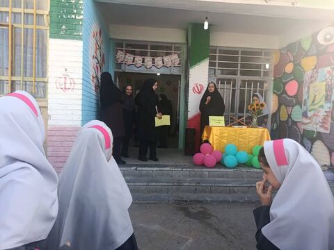 حال‌وهوای دفاع مقدس و بازگشایی مدارس در مراکز کانون استان اصفهان