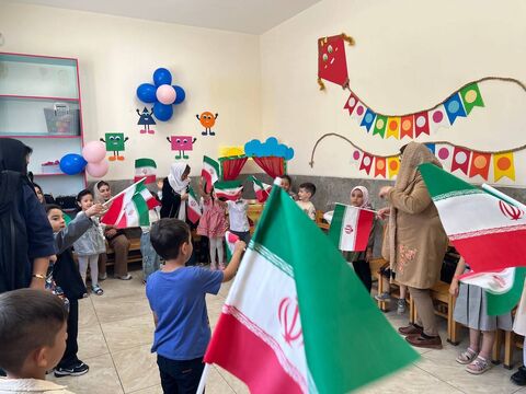 در راستای ترویج فرهنگ ایثار و مقاومت و با شعار «لبیک یا خامنه‌ای»، ویژه‌برنامه‌های متعددی در مراکز کانون آذربایجان شرقی در حال اجرا است.