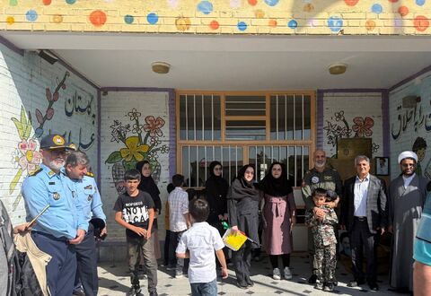 در راستای ترویج فرهنگ ایثار و مقاومت و با شعار «لبیک یا خامنه‌ای»، ویژه‌برنامه‌های متعددی در مراکز کانون آذربایجان شرقی در حال اجرا است.