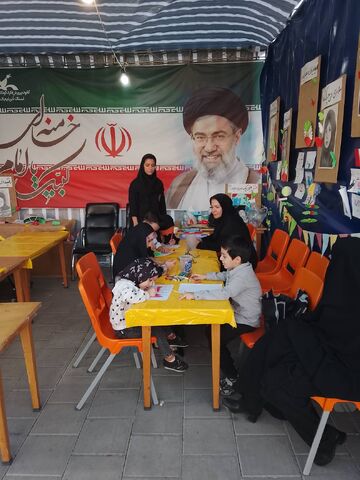 در راستای ترویج فرهنگ ایثار و مقاومت و با شعار «لبیک یا خامنه‌ای»، ویژه‌برنامه‌های متعددی در مراکز کانون آذربایجان شرقی در حال اجرا است.