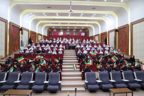 گزارش تصویری | بازدید مدیرکل، معاونان و کارشناسان کانون استان اردبیل از نمایشگاه عملیات رمضان