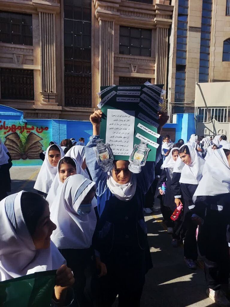 مرکز شماره ۱ کانون کرمانشاه برنامه‌های «به یاد کودکان میناب در دفاع مقدس» را اجرا کرد