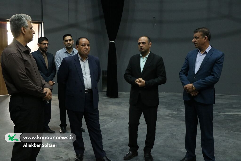 حضور فرماندار کرمان در اداره‌کل کانون پرورش فکری استان