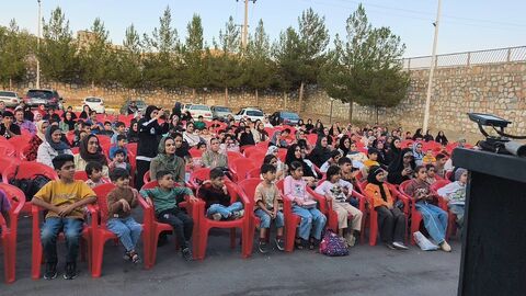 تماشاخانه سیار کانون در خوانسار؛ روایتی دیگر از هنر نمایش در قاب وطن، مقاومت و هم‌دلی